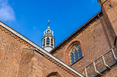 Harderwijk, Hollanda 'da büyük bir kilise.