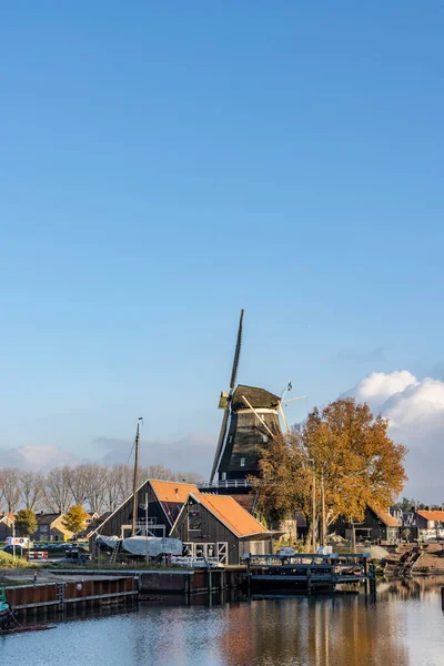 荷兰Harderwijk的风车 — 图库照片