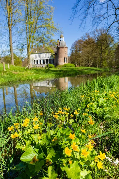 Kasteel en park Hackfort in Vorden Nederland — Stockfoto