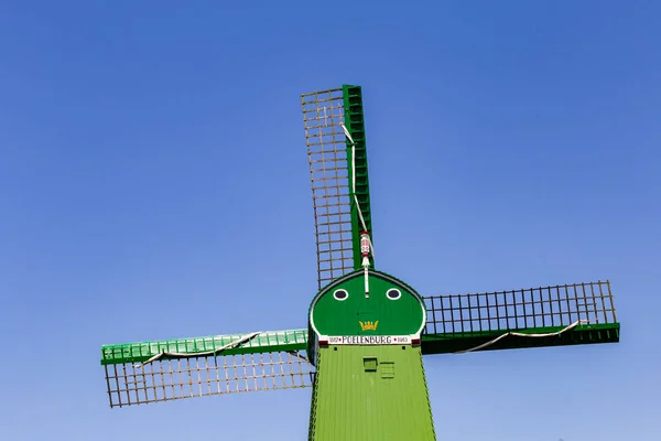 Yel değirmeni Zaanse Schans Köyü Hollanda — Stok fotoğraf