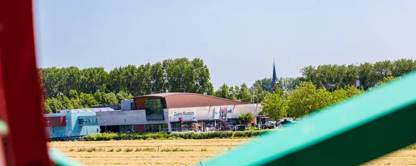 Здание музея Zaanse Schans village Netherlands — стоковое фото