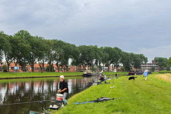 Vissers Langs Linge Arkel Molenlanden Zuid Holland — Stockfoto