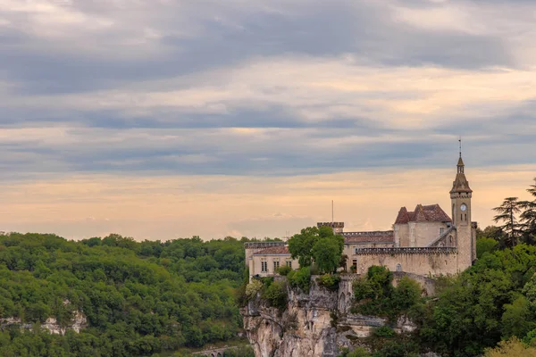 Stadsgezicht Van Het Kleine Rotsplaatsje Rocamadour Zuid Centraal Frankrijk — Stockfoto