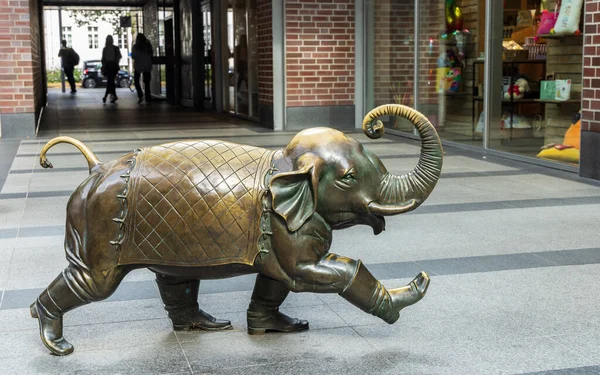 Oldenburg Germany July 2022 Elephant Sculpture Centre Oldenburg Lower Saxony — Stock Photo, Image