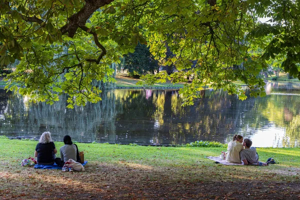 Groningen Netherlands August 2022 People Relaxing Public Park Noorderplantsoen Groningen — Stock Photo, Image