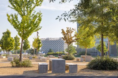 Atlas, kampüs Wageningen Üniversitesi ve araştırma merkezi inşa ediyor. Yönetim kurulu bu binada bulunuyor..