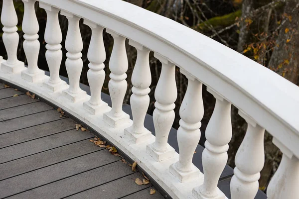 Unique Royal Style Antique Park White Architecture Handrail Railling Photo — Stock Photo, Image