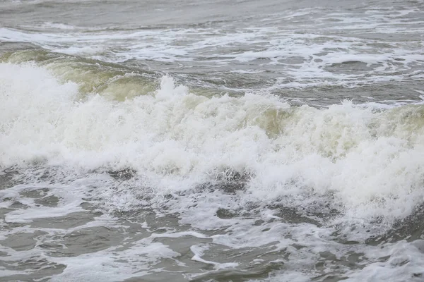 Прибалтийская Морская Вода Брызгает Крупным Планом Фотография Сделана Тёплый Осенний — стоковое фото
