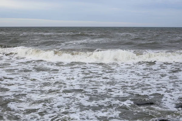 Балтійське Море Має Вигляд Берегової Лінії Невеликих Хвиль Фотографія Зроблена — стокове фото