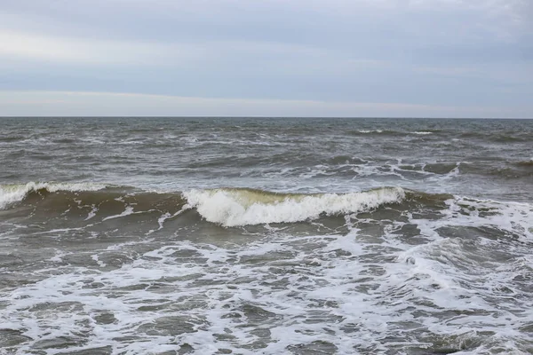 Балтийский Морской Пейзаж Береговой Линии Мелкие Волны Фотография Сделана Тёплый — стоковое фото