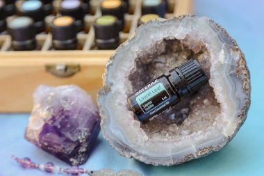 Firefly NSW Australia - 28 Nisan 2022: Ezoterra esaslı petrolün resimsel editör görüntüsü