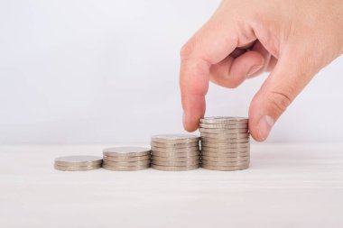 Para yığınına para ekle, para biriktirme kavramı