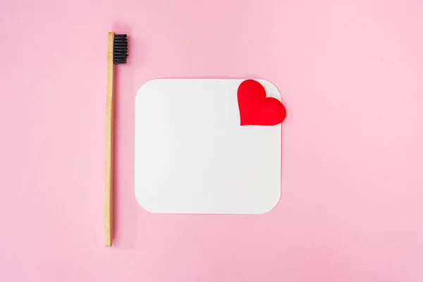 Toothbrush Red Heart Copy Space Pink Background Place Your Text — Stock Photo, Image