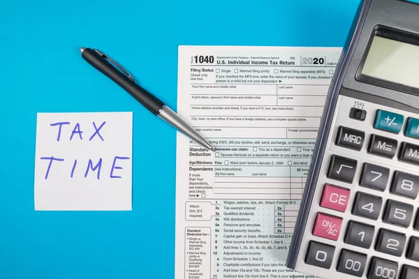 第1040号空白表格美国个人所得税申报单及附件 纳税概念 提交税务文件 课税时间 — 图库照片