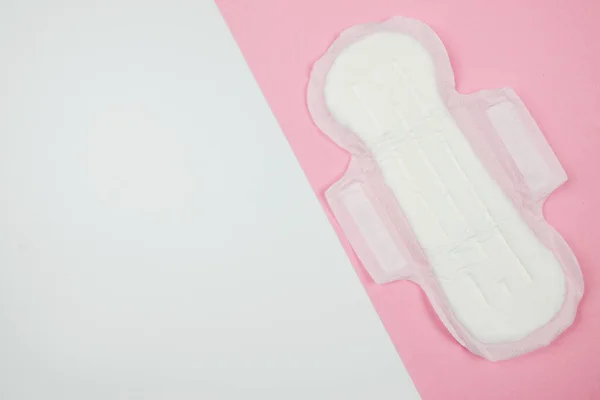 Almofada Guardanapo Sanitário Fundo Rosa Branco Menstruação Higiene Feminina Vista — Fotografia de Stock