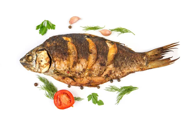 Kızarmış Fırında Pişirilmiş Tüm Balık Beyaz Arka Planda Izole Edilmiş — Stok fotoğraf