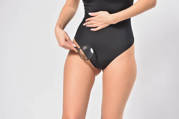 Nő keres intim bikini zóna — Stock Fotó