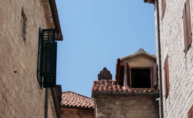 Eski Kotor, Karadağ, Avrupa, Adriyatik denizi ve dağlarındaki tarihi bina