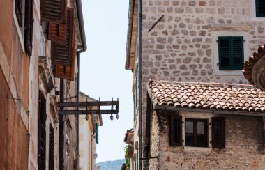 Eski Kotor, Karadağ, Avrupa, Adriyatik denizi ve dağlarındaki tarihi bina