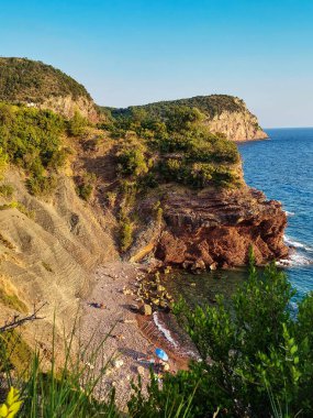 Galija Sahili, Sveti-Stefan, Karadağ, Avrupa, Adriyatik Denizi ve Balkan Dağları 'nın güzel manzarası