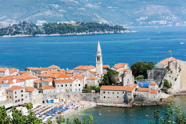 Panorámás Városkép Budva Óvárosáról Montenegróról Gyönyörű Kilátás Adriai Tengerre Balkán Stock Fotó