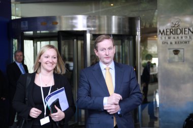 Enda kenny ve lucinda creighton