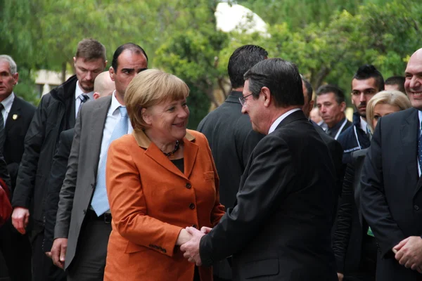 Angela merkel ve nicos anastasiades
