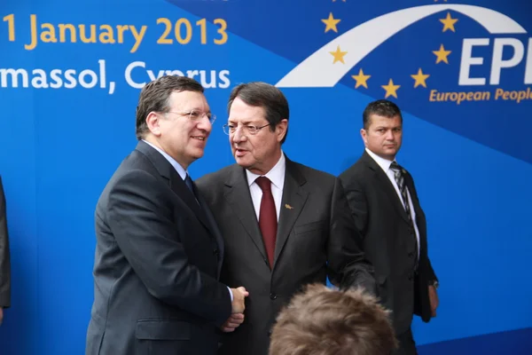 Jose Manuel Barroso and Nicos Anastasiades — Stock Photo, Image
