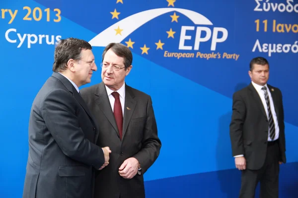 José Manuel Barroso y Nicos Anastasiades — Foto de Stock