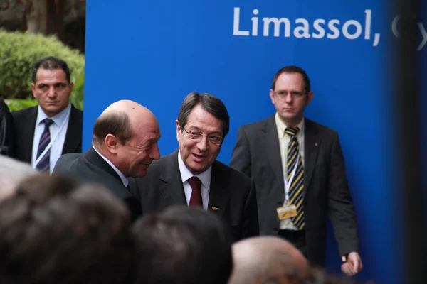 Traian basescu, Romanya Devlet Başkanı