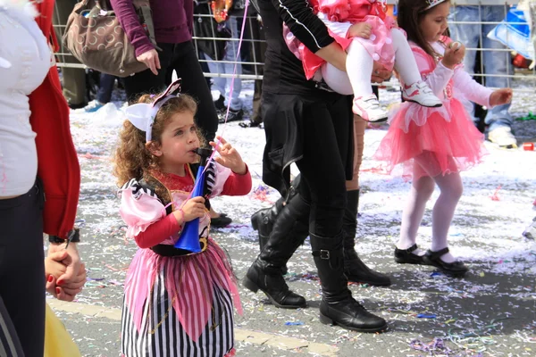 Kinderen. Carnaval in cyprus — Stockfoto