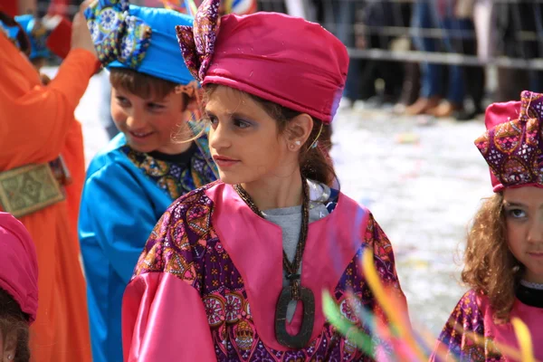 Barn. karneval i Cypern — Stockfoto