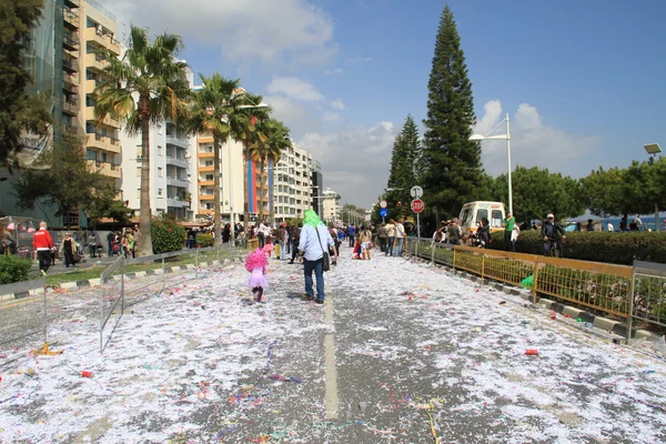 Limasol sokakta. Karnaval