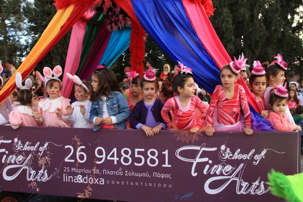 Barn. karneval i Cypern — Stockfoto