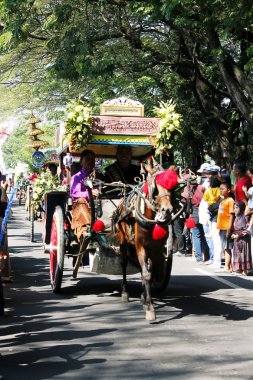 performansları yıldönümü karnaval kültürü nganjuk şehri, Doğu jav