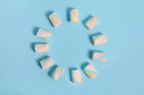 Multicolore Multicolore Doux Guimauves Sucrées Disposées Forme Cercle Sur Fond — Photo