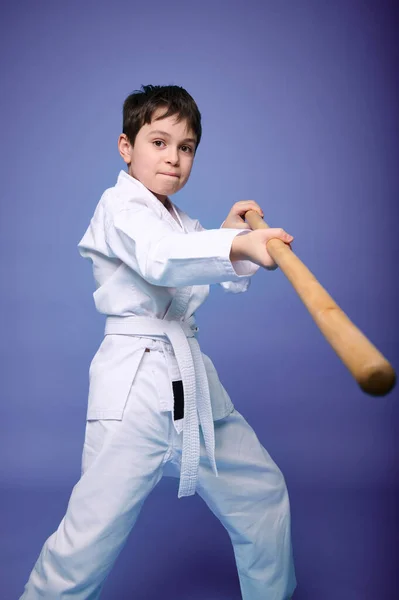 Confident Strong Concentrated Caucasian Teenage Boy Aikido Wrestler White Kimono — Stock Photo, Image