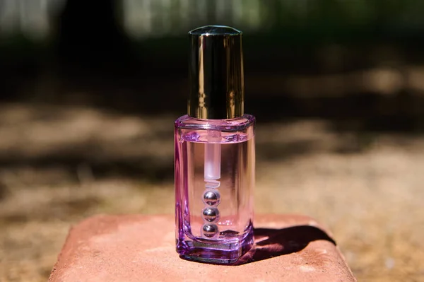 Transparent Glass Purple Bottle Aging Cosmetic Product Skin Care Eyes — Fotografia de Stock
