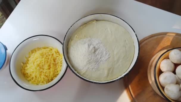 Flat Lay Enamel Bowls Yeast Rising Dough Sprinkled White Flour — ストック動画