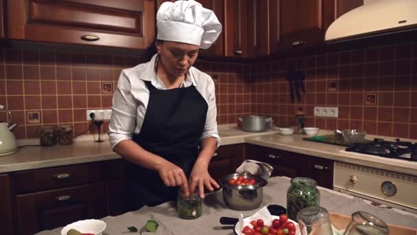 Beautiful Woman Housewife Putting Fresh Organic Home Grown Cherry Tomato — Vídeos de Stock