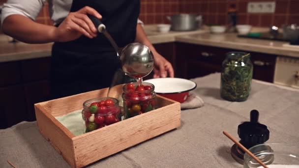 Housewife Pours Brine Pickle Jar Cherry Tomatoes Marinated Fragrant Culinary — Vídeo de Stock
