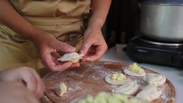 Details Hands Woman Beige Chef Apron Standing Table Dough Molds — 图库视频影像