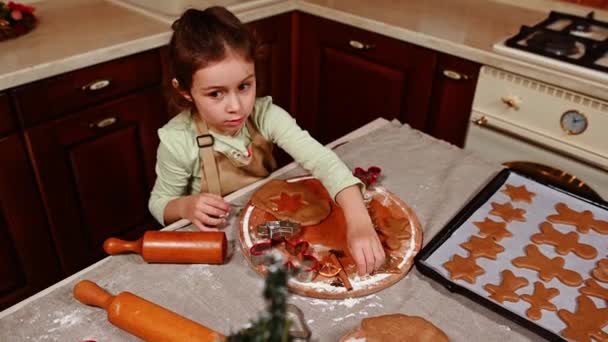 View Caucasian Cute Child Little Girl Beige Chef Apron Preparing — Stock Video