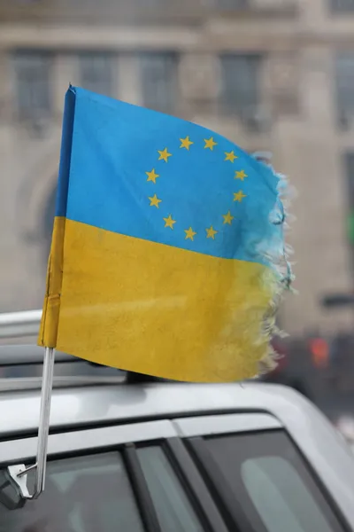 Savaştan sonra Ukrayna bayrağı