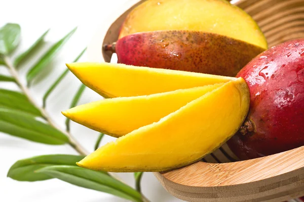 Plasterki mango, mango — Zdjęcie stockowe