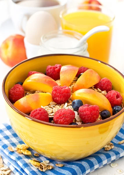 Breakfast with muesli — Stock Photo, Image