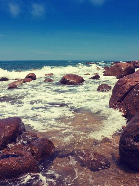 Stony sea coast — Stock Photo, Image