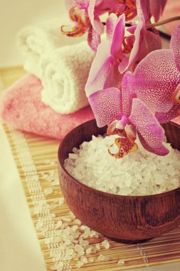 Spa orkide ile natürmort