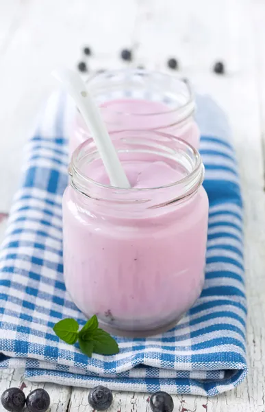 Yogur con arándanos —  Fotos de Stock