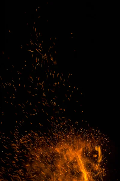 Legna da ardere bruciata in un falò — Foto Stock